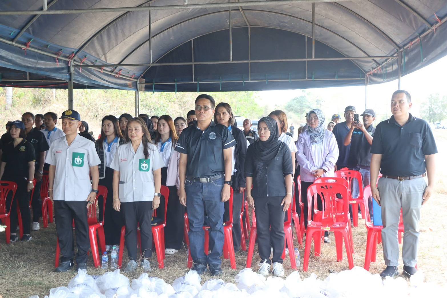 title - ปฏิรูปที่ดินจังหวัดสตูล ร่วมปล่อยพันธุ์สัตว์น้ำ 1 ล้านตัว ฟื้นฟูระบบนิเวศฝายคลองท่าแพร ตามแนวพระราชดำริ ณ บริเวณฝายคลองท่าแพร
